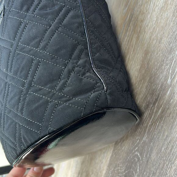 0327 Vera Bradley black bucket shoulder bag - Picture 8 of 12